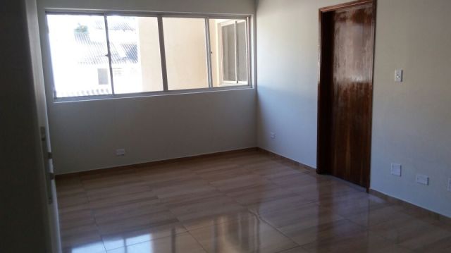 Apartamento com 3 Quartos à Venda, 98 m² por R$ 260.000 Avenida Humaitá - Zona 04, Maringá - PR