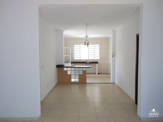 Casa com 3 Quartos à Venda, 105 m² por R$ 425.000 Rua 91A - Setor Sul, Goiânia - GO
