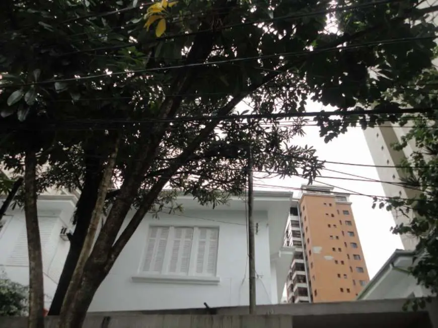 Sobrado com 3 Quartos para Alugar, 200 m² por R$ 8.000/Mês Rua Sampaio Góis - Vila Nova Conceição, São Paulo - SP