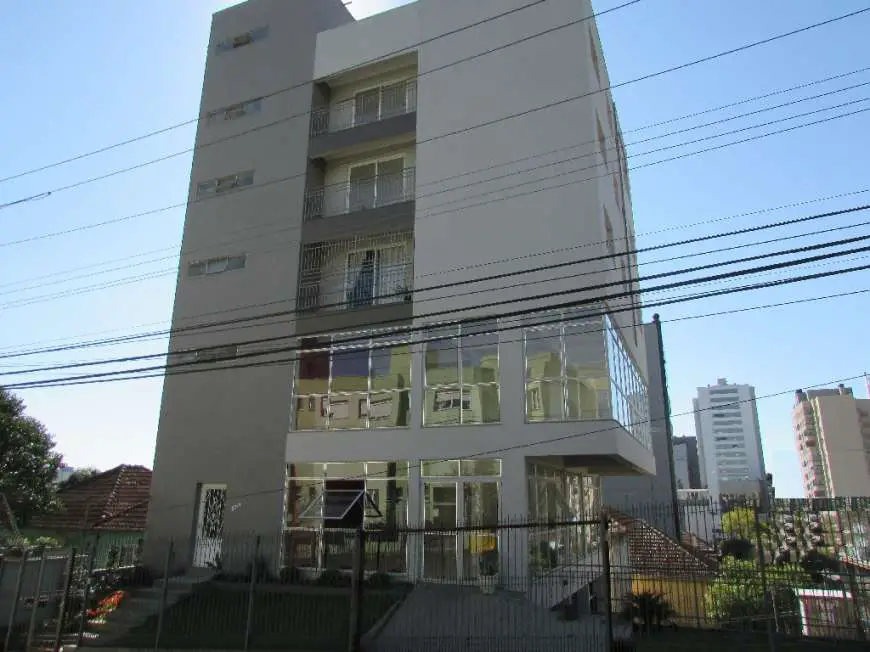 Apartamento com 3 Quartos para Alugar, 80 m² por R$ 1.200/Mês Panazzolo, Caxias do Sul - RS