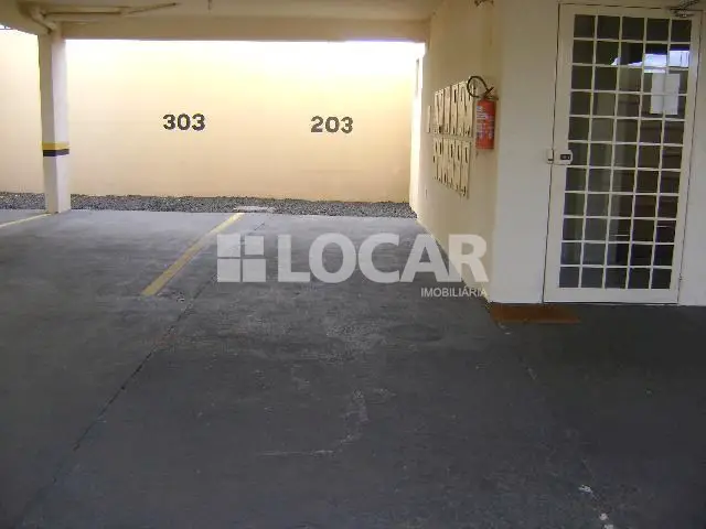 Apartamento com 3 Quartos para Alugar por R$ 900/Mês Santa Mônica, Uberlândia - MG