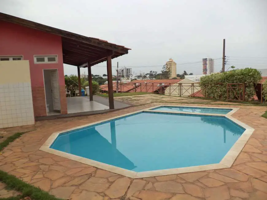Casa de Condomínio com 2 Quartos para Alugar, 90 m² por R$ 1.500/Mês Avenida João Eugênio Gonçalves Pinheiro, 300 - Areão, Cuiabá - MT