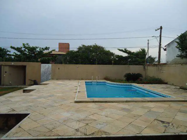 Casa com 6 Quartos para Alugar, 350 m² por R$ 3.000/Mês Rua Itabyra Marques de Barros, 353 - Aruana, Aracaju - SE