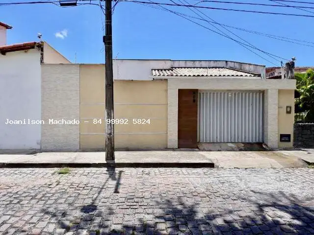 Casa com 3 Quartos à Venda, 120 m² por R$ 199.000 Rua Doutor Euclides da Cunha - Pitimbu, Natal - RN