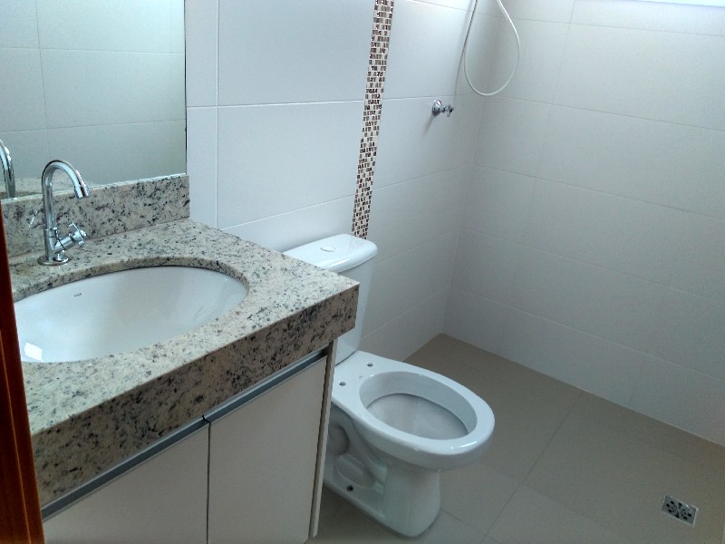 Apartamento com 1 Quarto para Alugar, 1 m² por R$ 1.500/Mês Saraiva, Uberlândia - MG