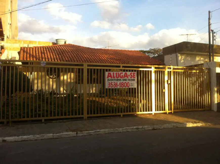 Casa com 3 Quartos para Alugar, 210 m² por R$ 1.700/Mês Rua Gervásio Lara, 535 - Brasileia, Betim - MG