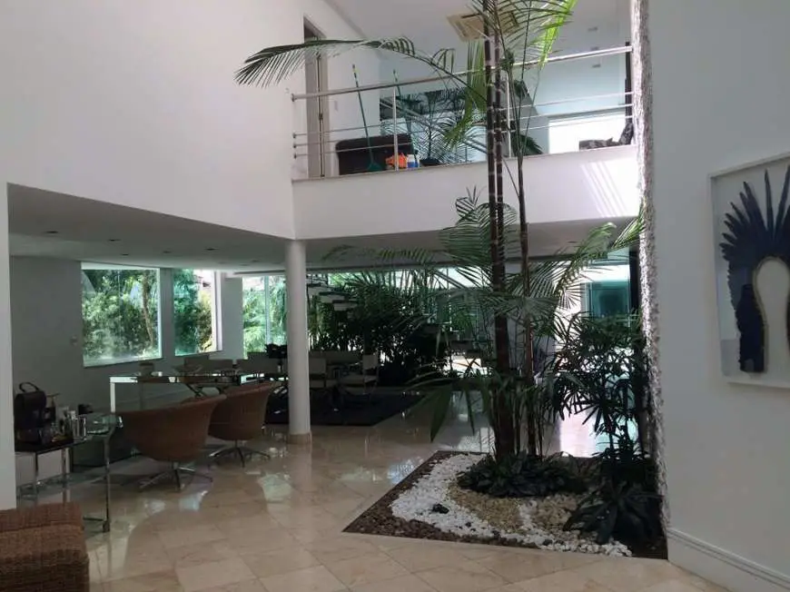 Casa de Condomínio com 6 Quartos para Alugar, 750 m² por R$ 17.000/Mês Ponta Negra, Manaus - AM