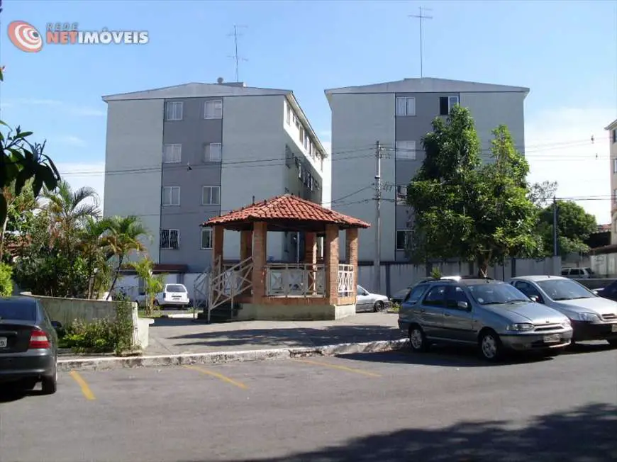 Apartamento com 3 Quartos para Alugar, 68 m² por R$ 700/Mês Monte Castelo, Contagem - MG