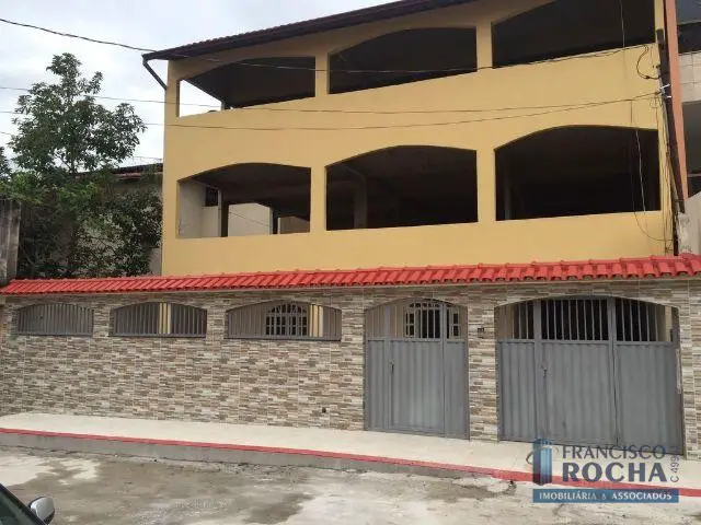 Casa com 4 Quartos à Venda, 300 m² por R$ 680.000 Praia de Itaparica, Vila Velha - ES