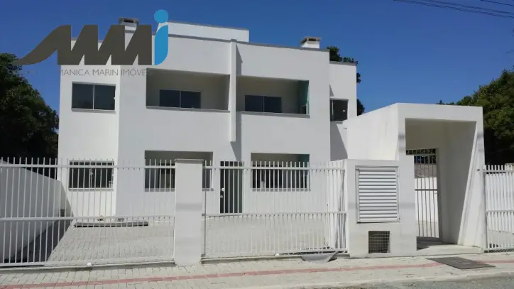 Apartamento com 2 Quartos para Alugar, 70 m² por R$ 800/Mês Rua Gervásio de Souza, 670 - Meia Praia, Navegantes - SC