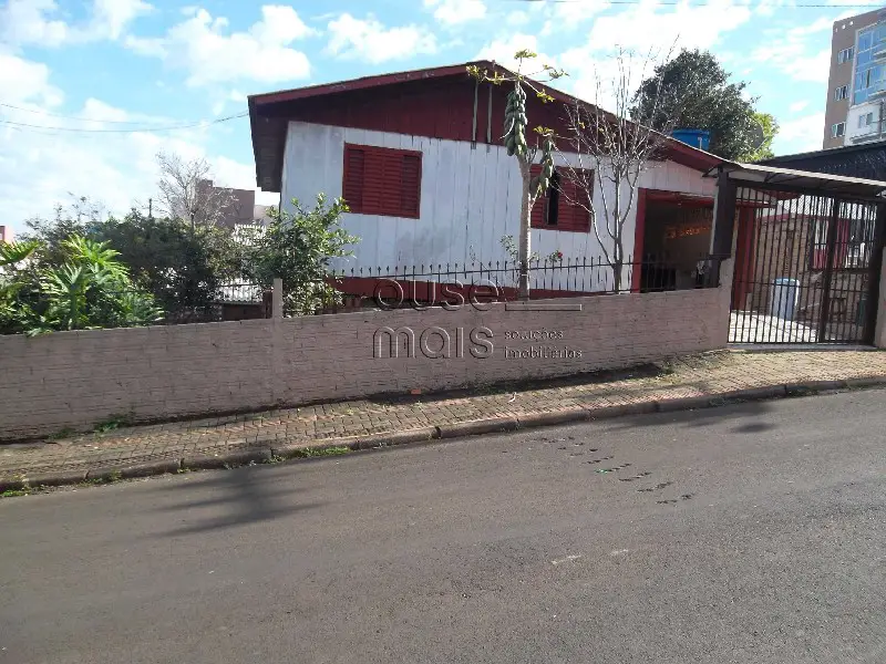 Casa com 5 Quartos à Venda, 200 m² por R$ 650.000 Rua Hipólito José da Costa - São Cristóvão, Chapecó - SC