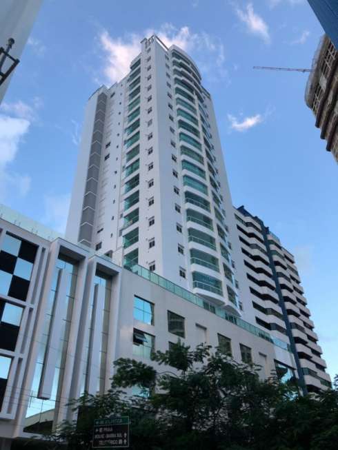 Apartamento com 4 Quartos à Venda, 154 m² por R$ 1.500.000 Centro, Balneário Camboriú - SC