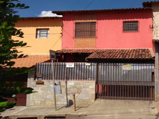 Casa com 3 Quartos à Venda, 90 m² por R$ 350.000 Copacabana, Belo Horizonte - MG