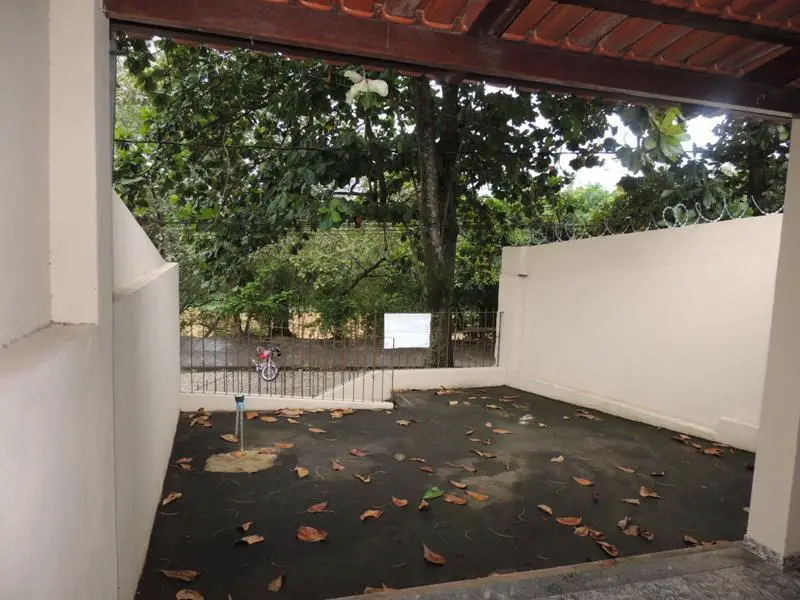Casa com 3 Quartos para Alugar, 100 m² por R$ 800/Mês Porto Velho, Divinópolis - MG