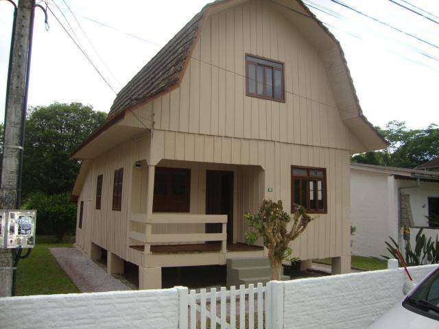 Casa com 3 Quartos para Alugar, 98 m² por R$ 1.000/Mês Vila Formosa, Blumenau - SC