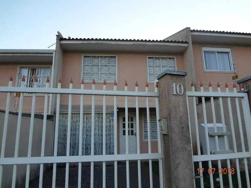 Casa com 3 Quartos à Venda por R$ 220.000 Rua Flávio Dallegrave, 10763 - Barreirinha, Curitiba - PR