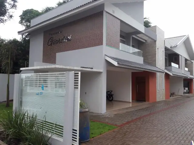 Casa de Condomínio com 3 Quartos à Venda por R$ 450.000 Rua Pastor Uwe Greggersen - Jardim Pancera, Toledo - PR