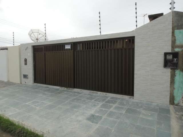 Casa com 2 Quartos para Alugar, 100 m² por R$ 1.100/Mês Rua H, 15 - Aeroporto, Aracaju - SE