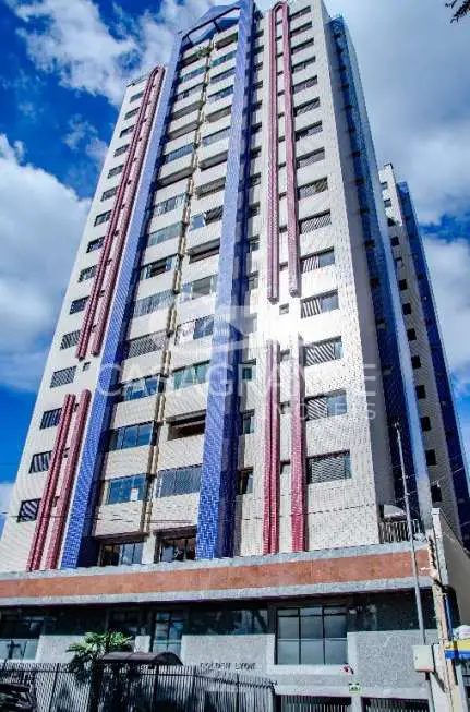 Apartamento com 4 Quartos para Alugar, 106 m² por R$ 1.300/Mês Rua Belém - Cabral, Curitiba - PR