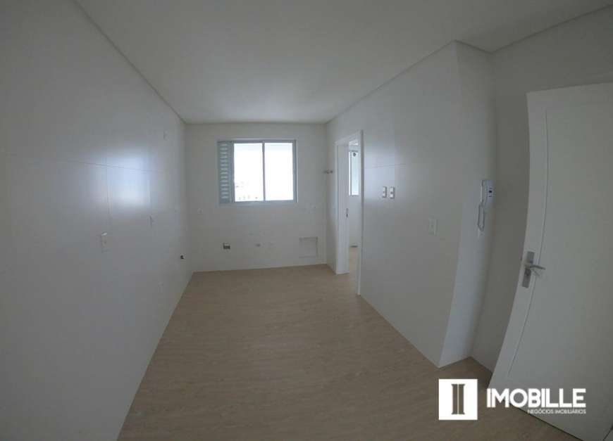 Apartamento com 4 Quartos à Venda, 170 m² por R$ 2.410.000 Avenida Brasil, 577 - 1 Quadra Do Mar, Balneário Camboriú - SC