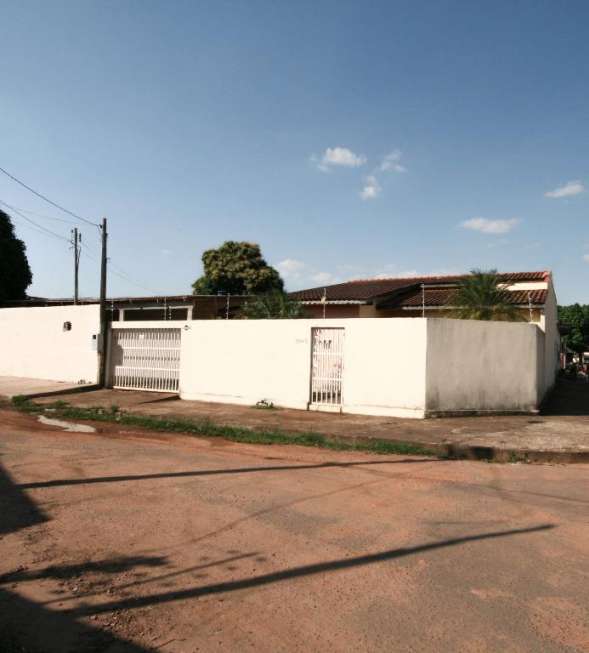 Casa com 3 Quartos à Venda, 220 m² por R$ 290.000 Rua Salsa - Cohab, Porto Velho - RO