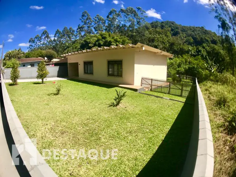 Casa com 2 Quartos à Venda, 150 m² por R$ 265.000 Velha, Blumenau - SC
