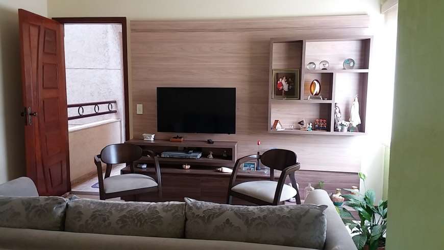 Apartamento com 2 Quartos à Venda, 72 m² por R$ 250.000 Jardim Centenario, Poços de Caldas - MG