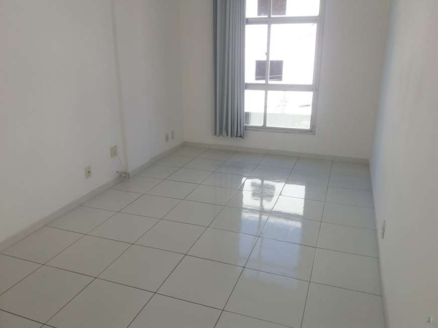 Apartamento com 1 Quarto à Venda, 42 m² por R$ 170.000 Rua José Aarão Jorge, 50 - Muquiçaba, Guarapari - ES
