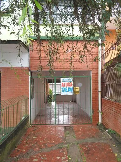 Casa com 1 Quarto para Alugar, 48 m² por R$ 580/Mês Rua Doutor Mário Totta, 2278 - Tristeza, Porto Alegre - RS