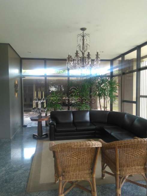 Apartamento com 4 Quartos à Venda, 278 m² por R$ 1.000.000 Vila Bom Jesus, São José do Rio Preto - SP