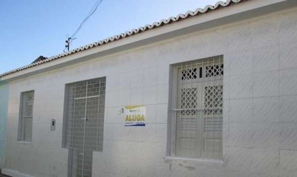 Casa com 2 Quartos para Alugar, 140 m² por R$ 750/Mês Travessa Maria Clara - São José, Aracaju - SE