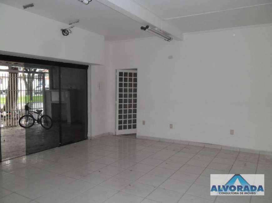 Sobrado para Alugar, 350 m² por R$ 5.300/Mês Jardim Satélite, São José dos Campos - SP