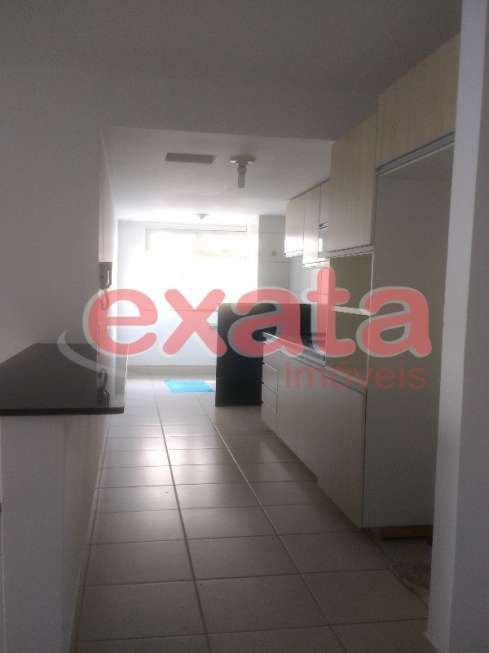 Apartamento com 3 Quartos à Venda, 74 m² por R$ 328.000 Avenida Civit - Parque Residencial Laranjeiras, Serra - ES