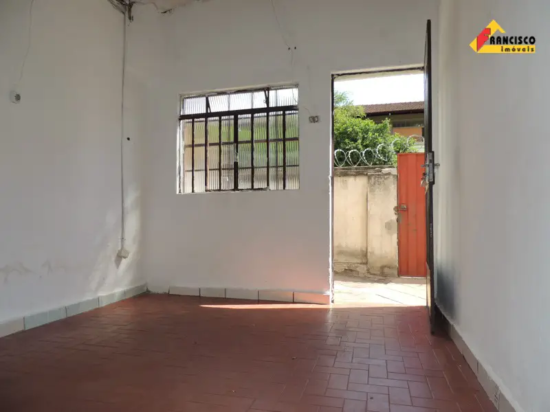 Casa com 2 Quartos para Alugar, 40 m² por R$ 400/Mês Rua Campos Sales, 233 - Porto Velho, Divinópolis - MG