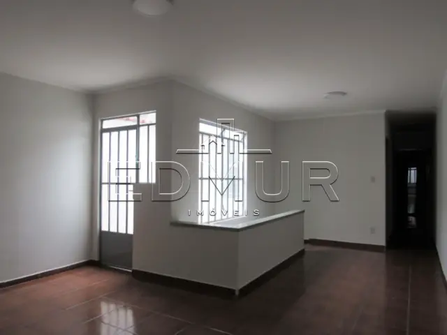 Apartamento com 2 Quartos para Alugar, 100 m² por R$ 1.200/Mês Praça Mário Guindani - Utinga, Santo André - SP