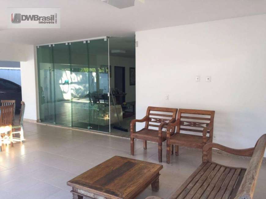 Casa com 3 Quartos à Venda, 330 m² por R$ 690.000 Rua General Felizardo Brito, 2968 - Capim Macio, Natal - RN