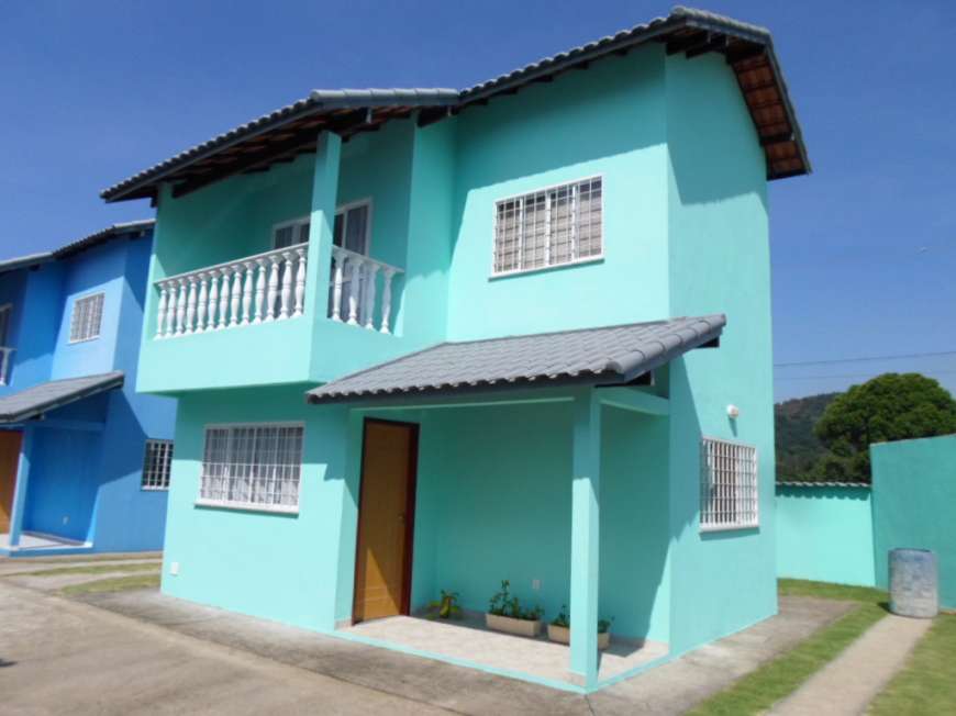 Apartamento com 2 Quartos à Venda, 70 m² por R$ 250.000 Rua Cuiabá, 11 - Parada Modelo, Guapimirim - RJ