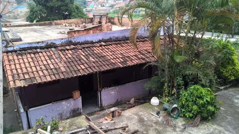 Casa com 4 Quartos para Alugar, 100 m² por R$ 600/Mês Rua Geraldo Rodrigues da Silva, 198b - Felixlândia, Ribeirão das Neves - MG