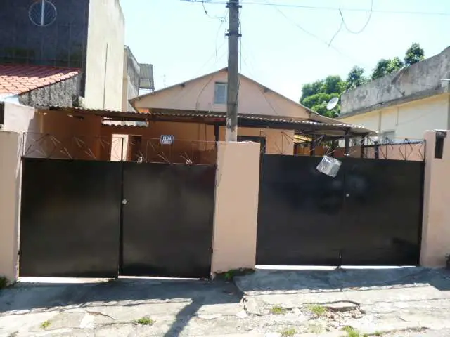 Casa com 1 Quarto para Alugar, 50 m² por R$ 750/Mês Estrada Deputado Andrade Figueira, 1194 - Cabuis, Nilópolis - RJ