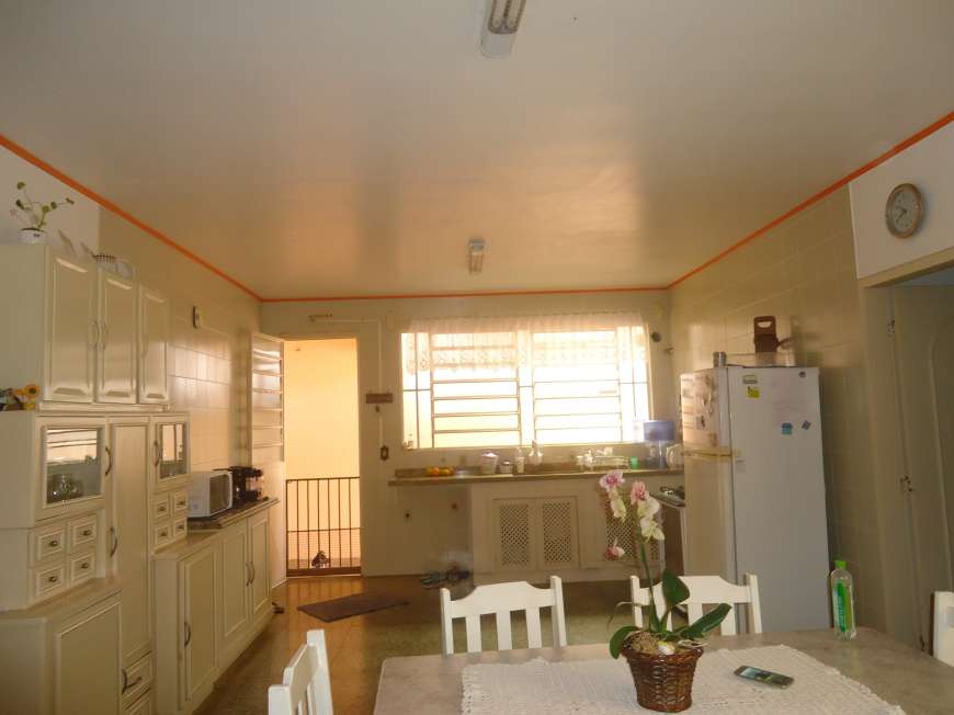 Casa com 6 Quartos à Venda, 361 m² por R$ 840.000 Rua Félix Monteiro, 65 - Noal, Santa Maria - RS