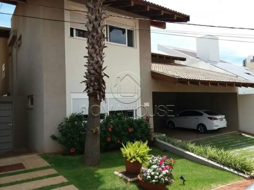 Sobrado com 4 Quartos à Venda, 380 m² por R$ 2.500.000 Vila do Polonês, Campo Grande - MS