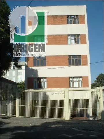 Apartamento com 3 Quartos para Alugar, 130 m² por R$ 1.850/Mês Água Verde, Curitiba - PR