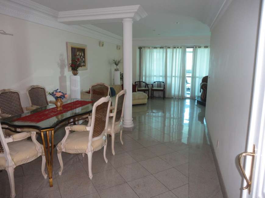 Apartamento com 4 Quartos à Venda, 250 m² por R$ 2.290.000 Rua Celso Calmon - Praia do Canto, Vitória - ES