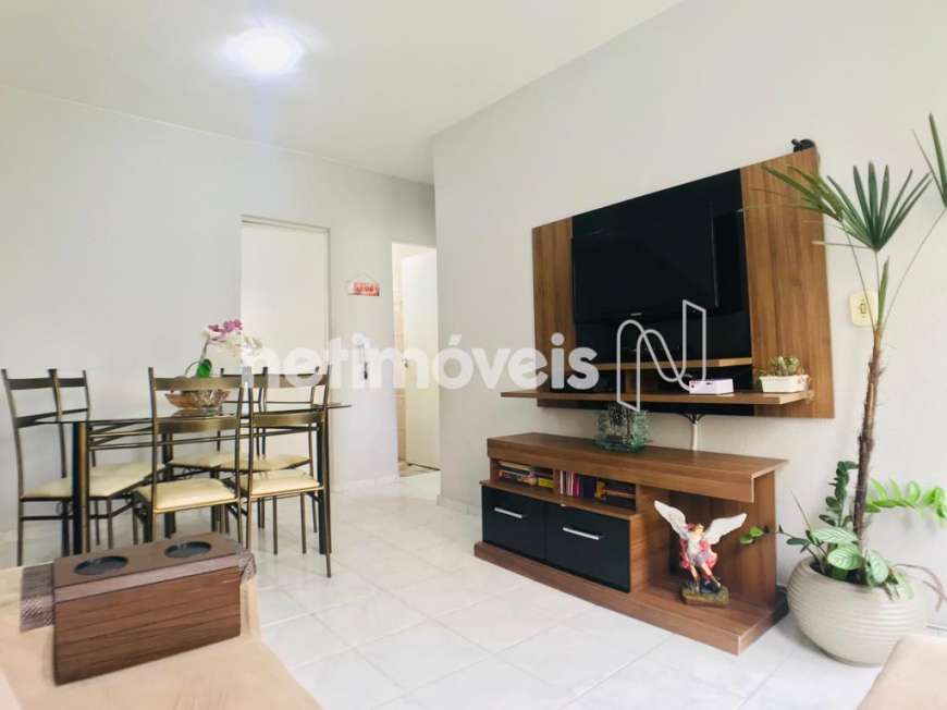 Casa com 2 Quartos à Venda, 45 m² por R$ 165.000 Estrela Dalva, Belo Horizonte - MG