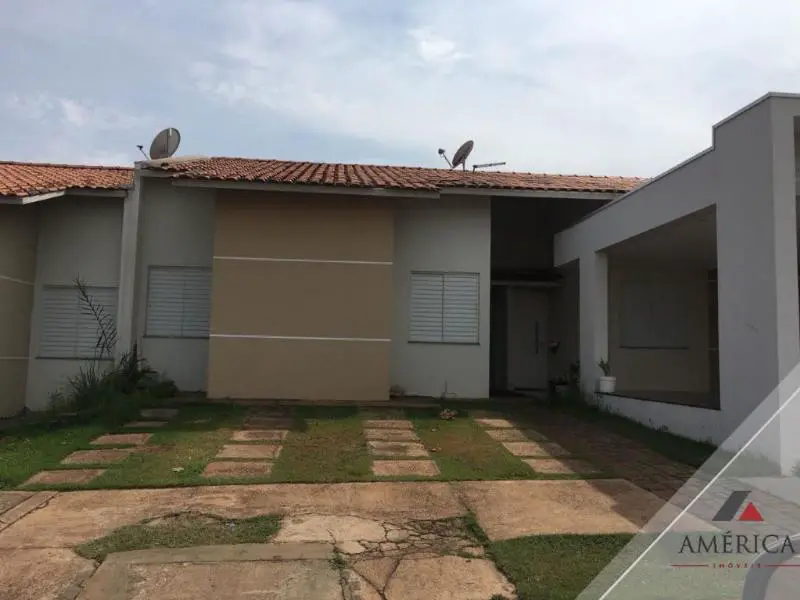 Casa de Condomínio com 3 Quartos para Alugar, 100 m² por R$ 1.350/Mês Parque das Nações, Cuiabá - MT