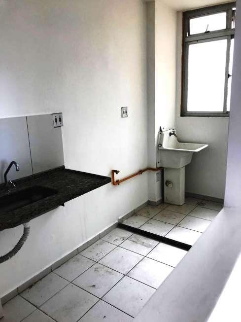 Apartamento com 3 Quartos à Venda, 64 m² por R$ 159.900 Rua Raimundo Corrêa, 200 - Chacara Parreiral, Serra - ES