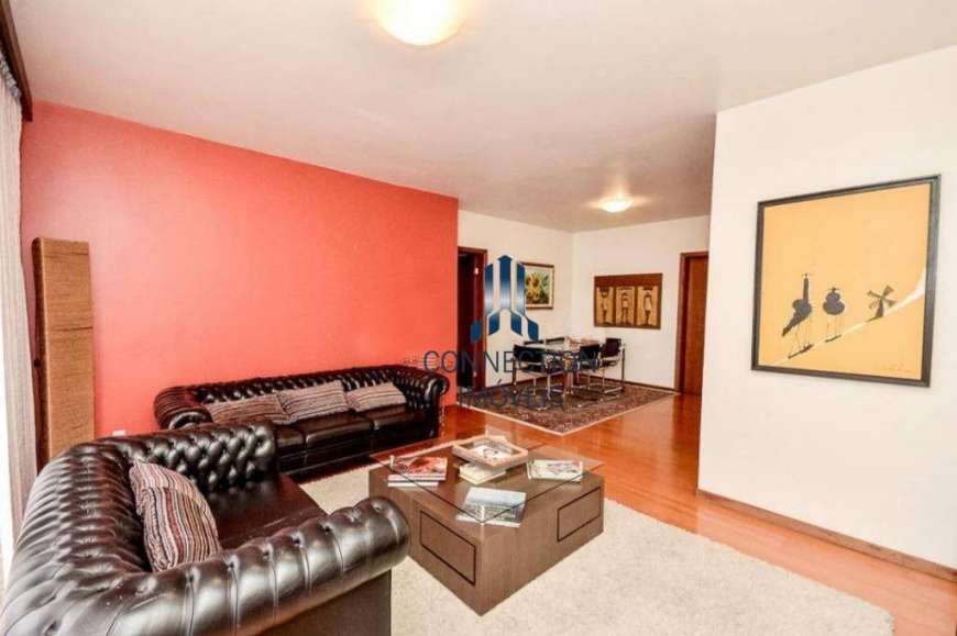 Apartamento com 4 Quartos para Alugar, 141 m² por R$ 2.500/Mês Alto da Glória, Curitiba - PR