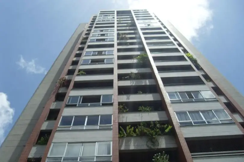 Apartamento com 3 Quartos para Alugar, 136 m² por R$ 2.100/Mês Rua Muniz Tavares, 25 - Jaqueira, Recife - PE