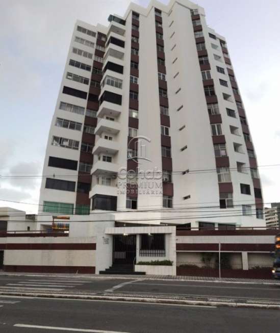 Apartamento com 3 Quartos para Alugar, 130 m² por R$ 800/Mês Treze de Julho, Aracaju - SE
