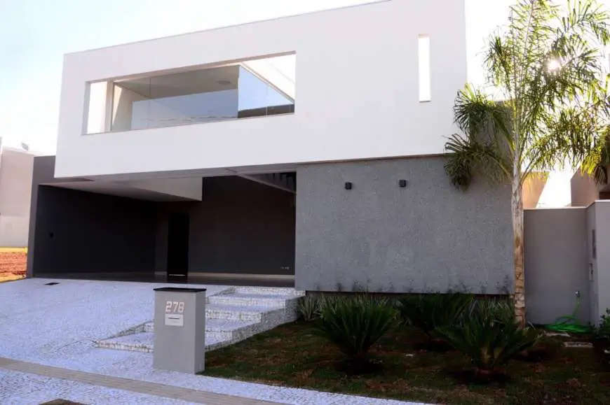 Casa de Condomínio com 3 Quartos à Venda, 205 m² por R$ 1.190.000 Rua Acácia Negra - Residencial Damha III, Campo Grande - MS